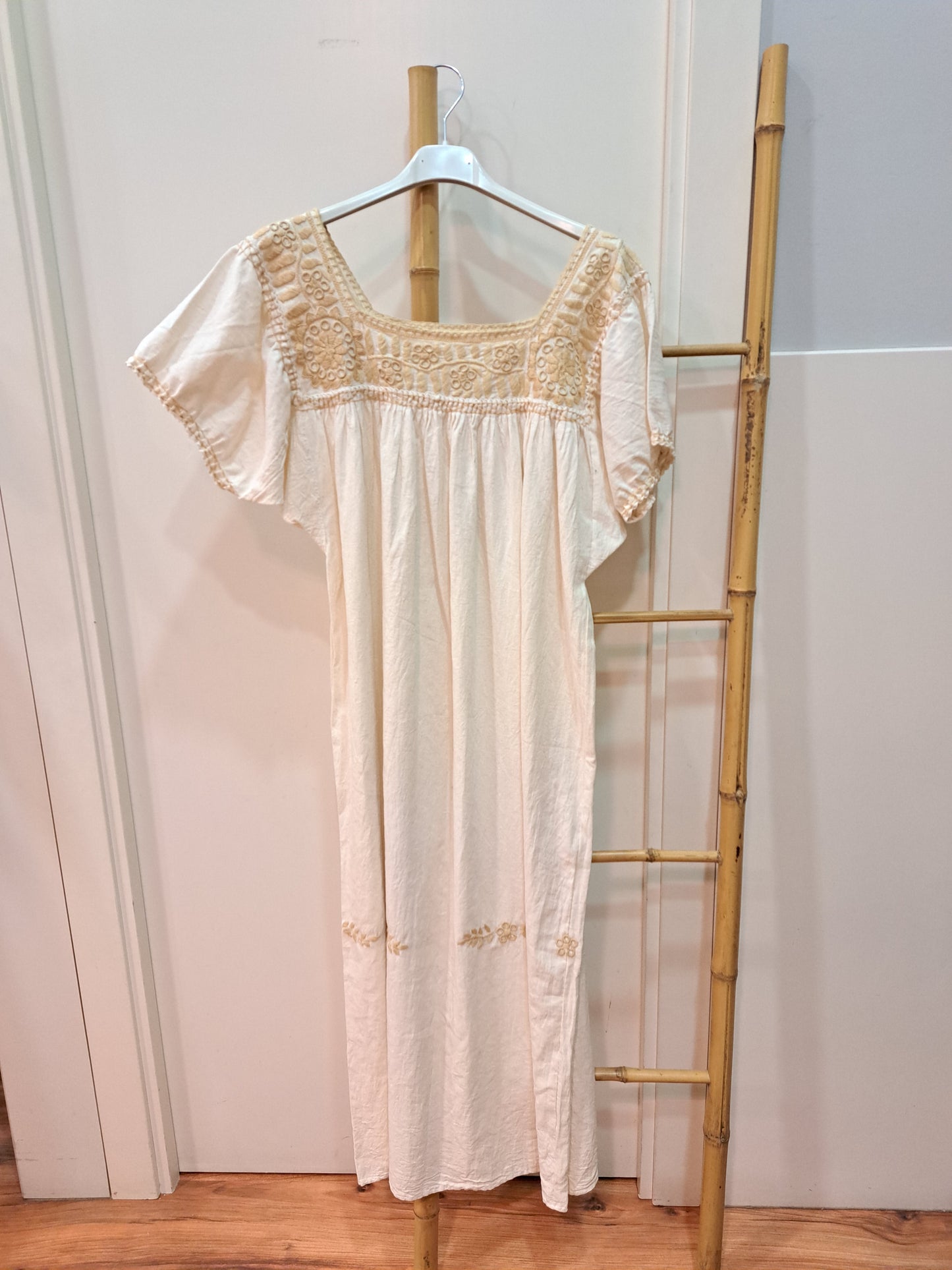 Vestido Aguacatin