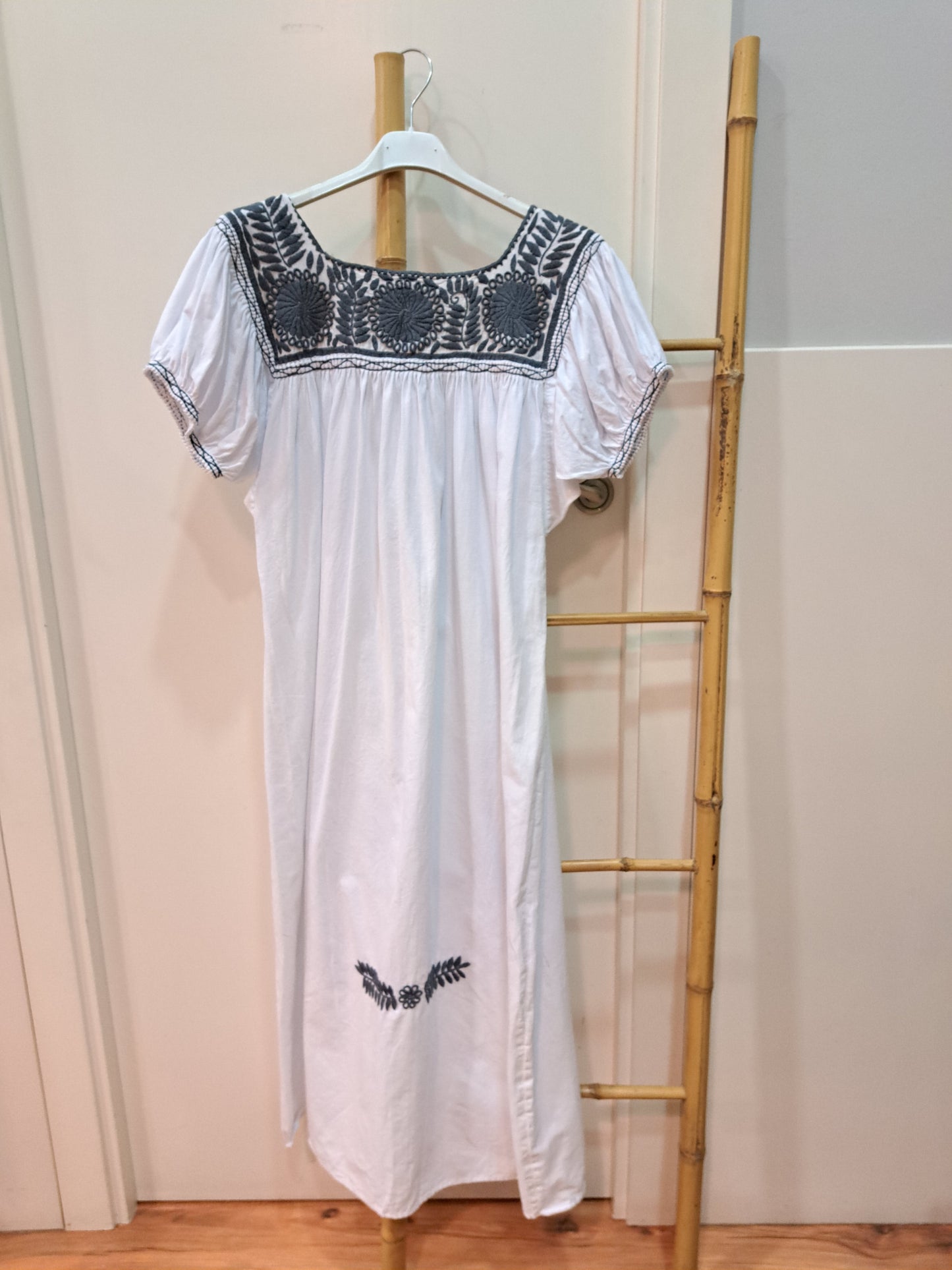 Vestido Aguacatin