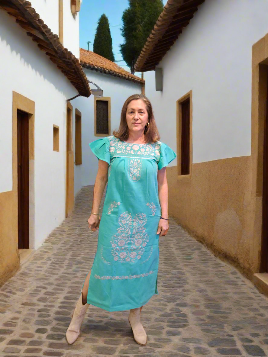 Vestido bordado Clásico Mariposa