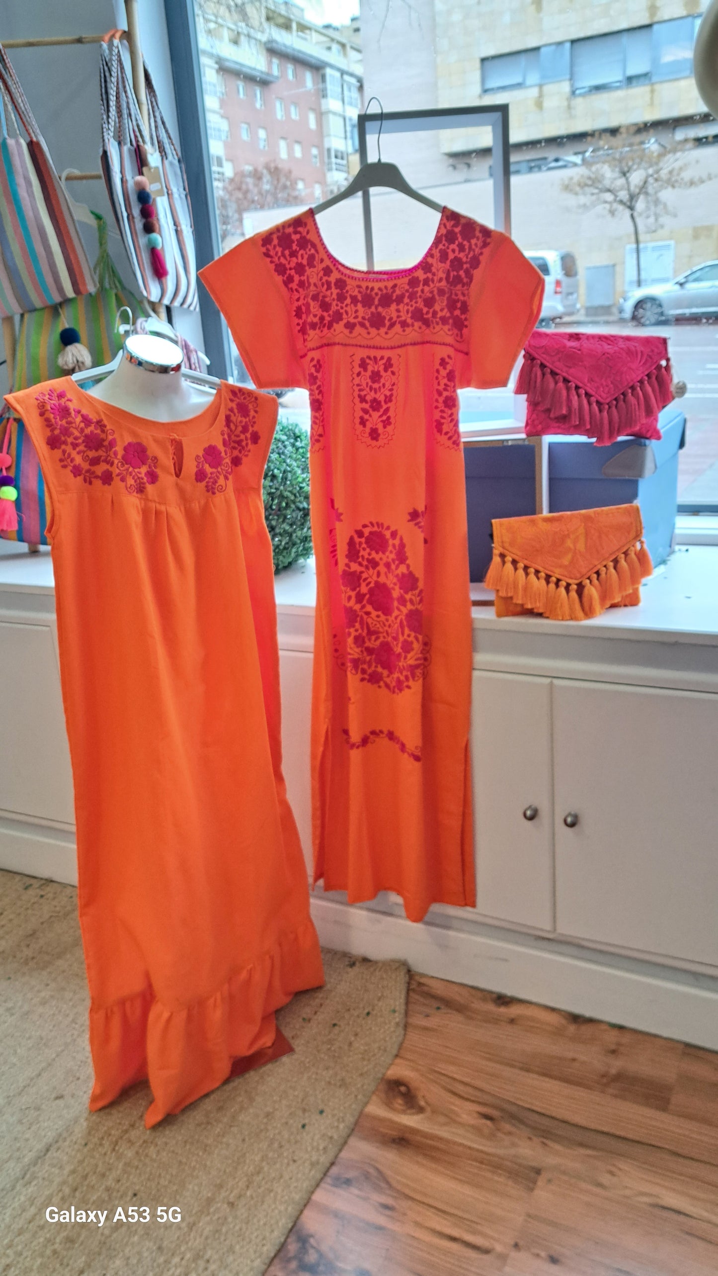 Vestido bordado clásico Oaxaca