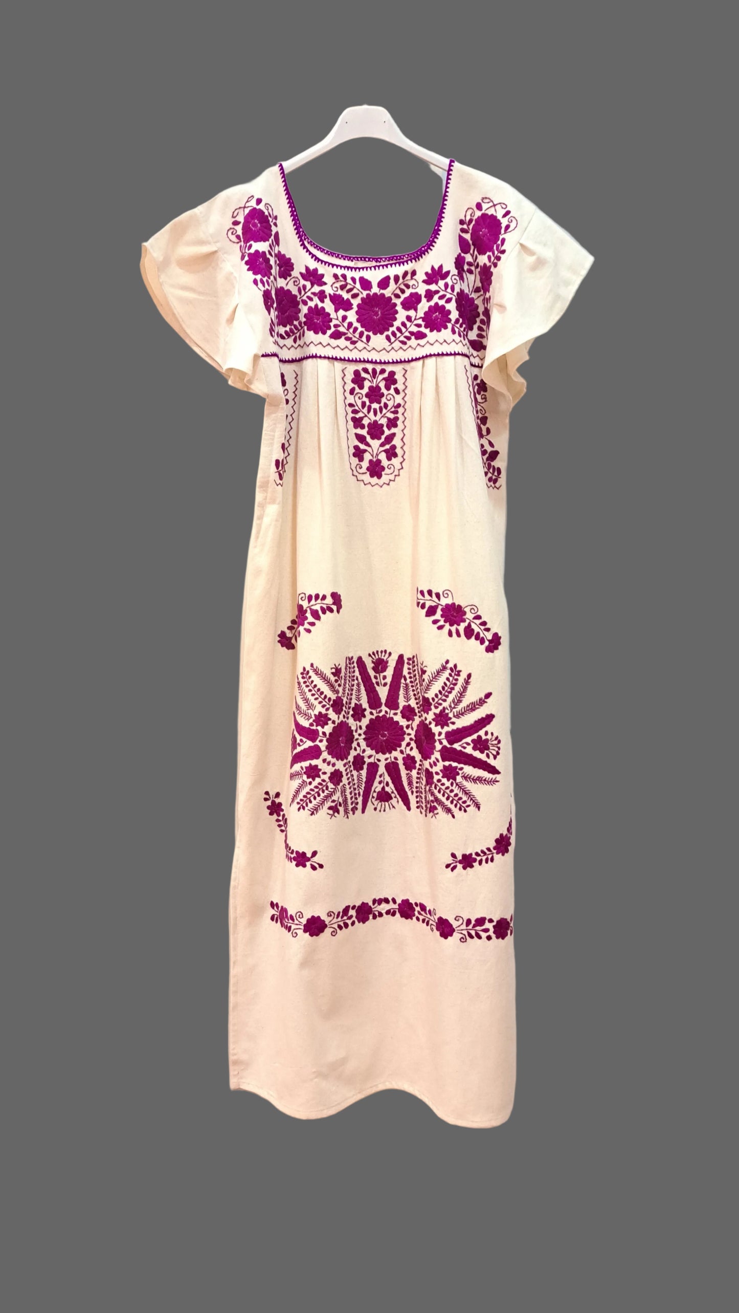 Vestido bordado Clásico Mariposa