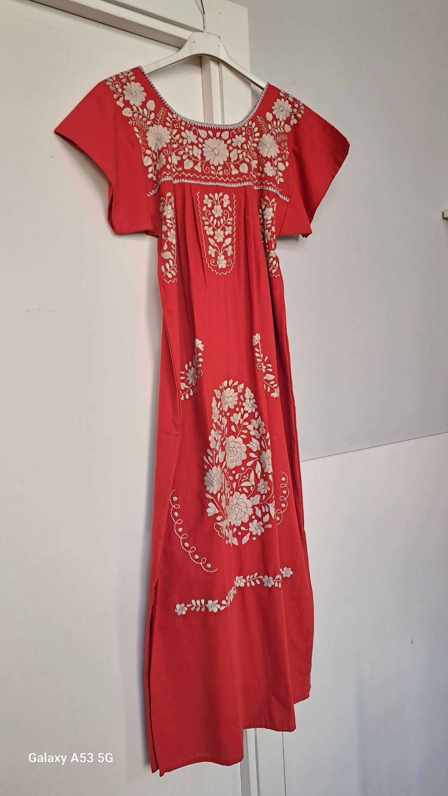 Vestido bordado clásico Oaxaca